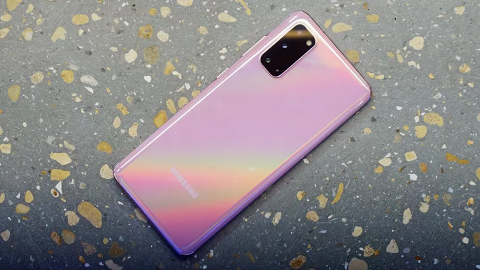 Samsung снимает с продажи прошлогодние флагманы Galaxy S20