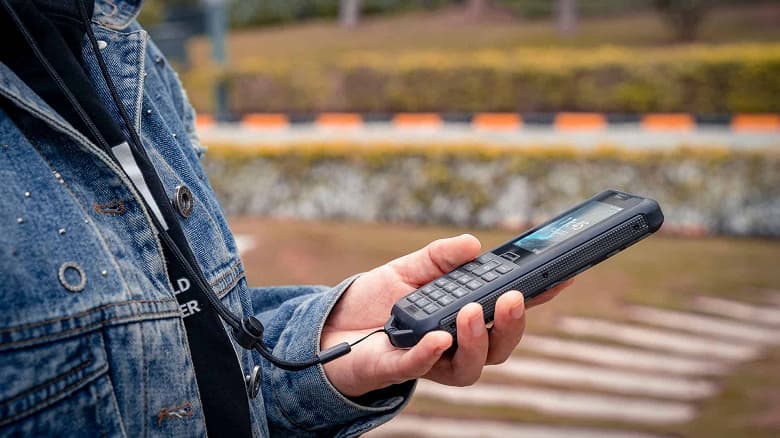 «Редкая птица» на рынке телефонов. Защищённый Ulefone Armor Mini 2 получил 2,4-дюймовый экран и кнопки «Редкая птица» на рынке телефонов. Защищённый Ulefone Armor Mini 2 получил 2,4-дюймовый экран и кнопки