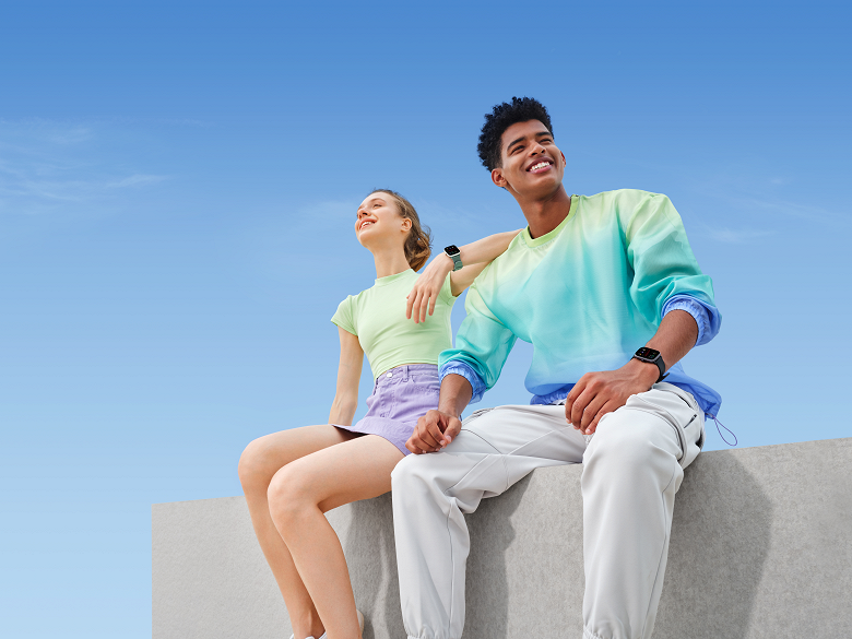 AMOLED, GPS, SpO2, недорого. Умные часы Amazfit GTS 2 mini прибыли в России