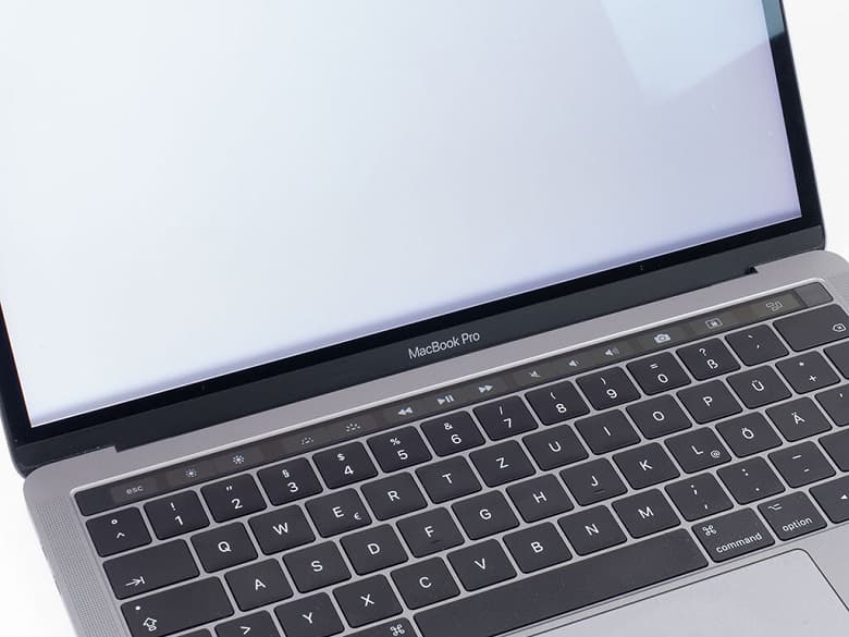 Ноутбук Apple MacBook Pro (2017) тоже страдает от известного дефекта дисплея Retina Ноутбук Apple MacBook Pro (2017) тоже страдает от известного дефекта дисплея Retina