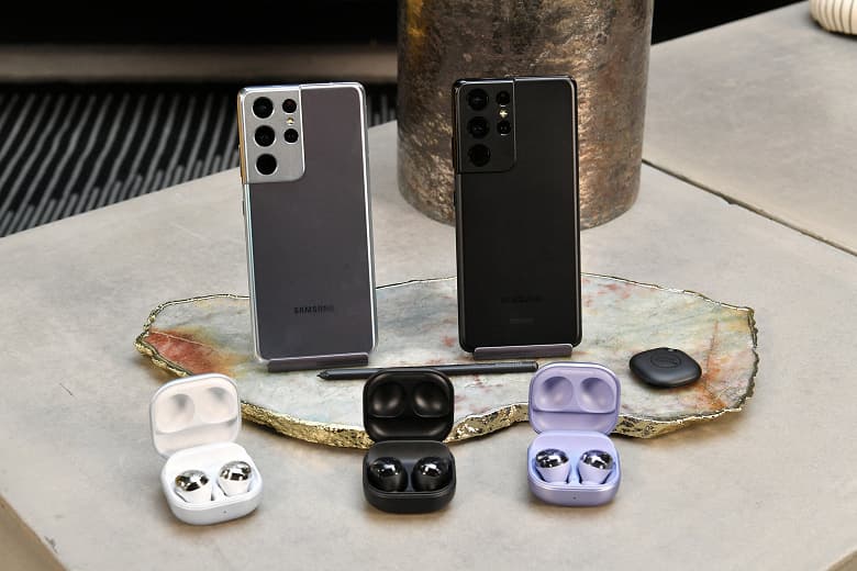 Самая большая утечка Samsung: красивые живые фотографии всех новинок и видео перед анонсом