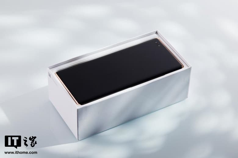 Как Honor справилась без Huawei: флагманский смартфон Honor V40 на красивых живых снимках