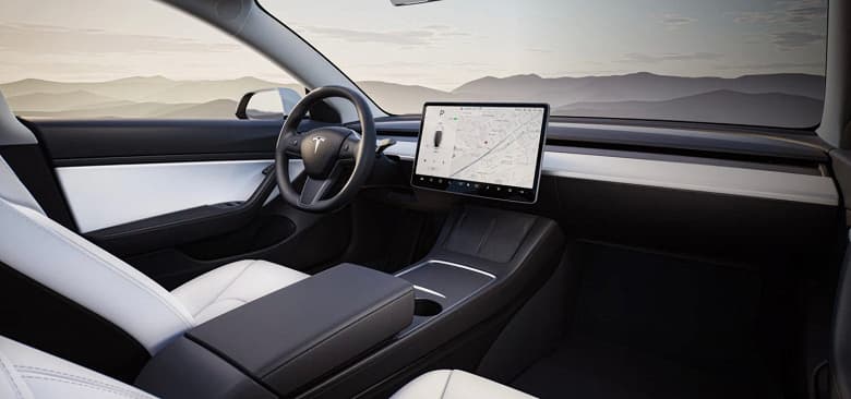 Tesla обновила центральную консоль электромобиля Model Y