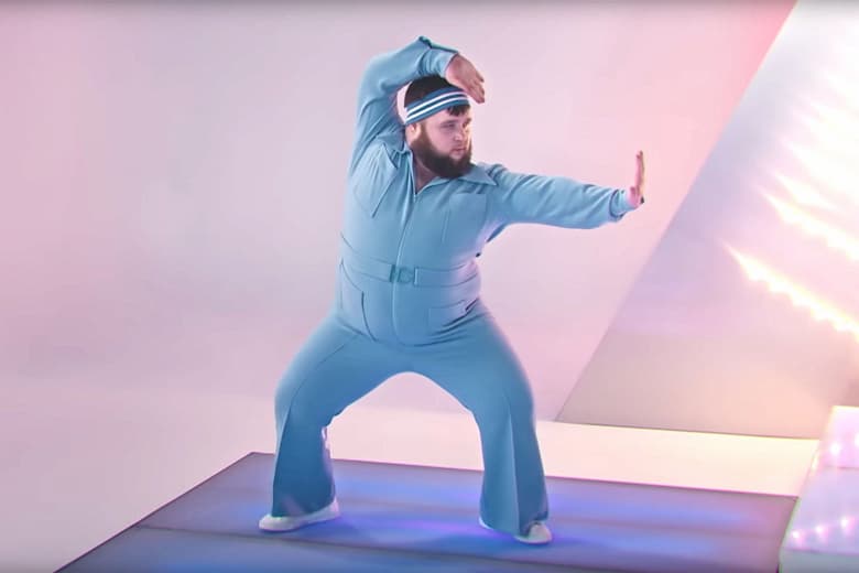 Двухлетние Xiaomi Mi Band 4 и Apple Watch Series 5 лидируют. Россияне поставили рекорд по покупкам умных часов и браслетов