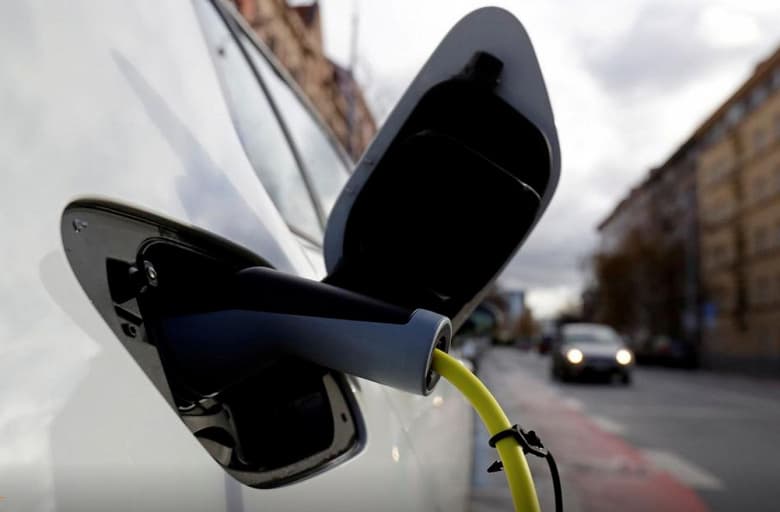 Европейская ассоциация Eurelectric подсчитала, что на зарядные станции для электромобилей потребуется 80 млрд евро