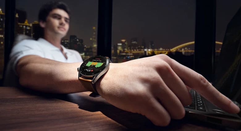 Круглый экран AMOLED, датчики ЧСС и SpO2, GPS, водозащита и до 14 дней автономной работы за 18 000 рублей. Умные часы Huawei Watch GT3 добрались до России