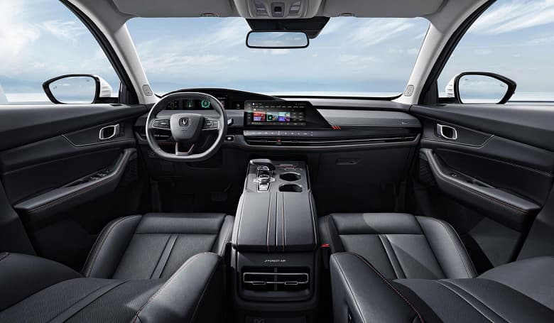 Премиальный китайский кроссовер Changan Uni-K уже можно заказать в России