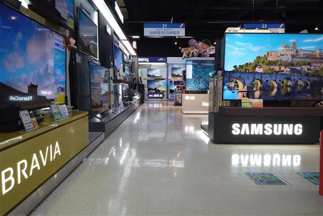 Samsung Display расширяет производство панелей OLED и QD-OLED Samsung Display расширяет производство панелей OLED и QD-OLED