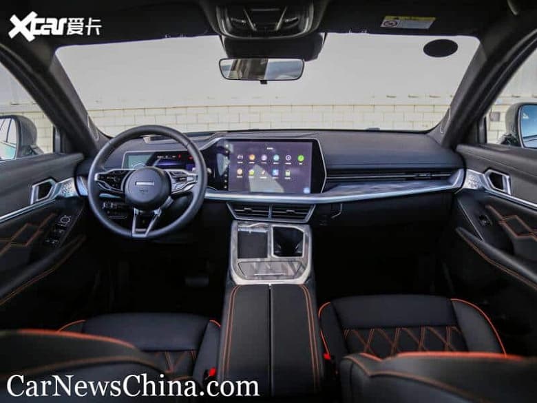 Ручки как у Tesla, проекция на лобовое стекло, огромные экраны и стильный дизайн по цене от $20 тыс. Представлен кроссовер Haval Shenshou