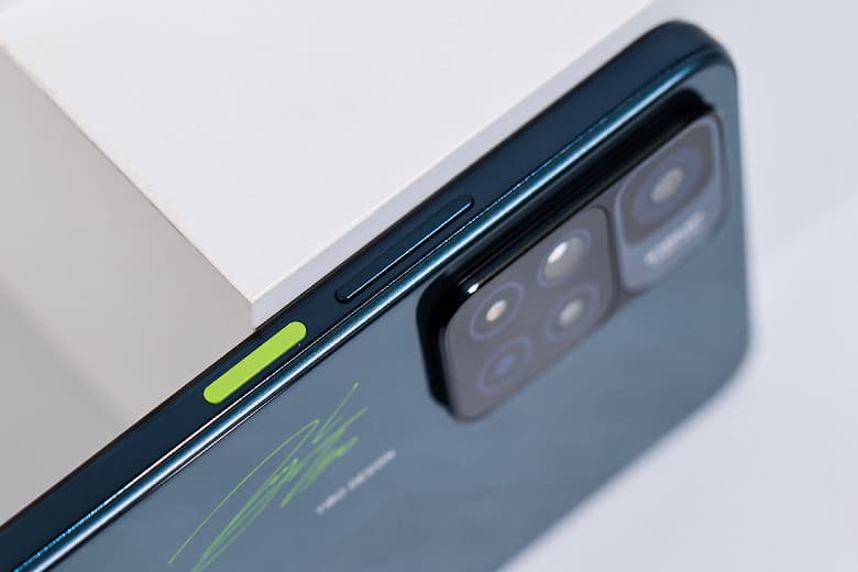 Redmi Note 11 с «подвешенным» в воздухе логотипом поступил в продажу Redmi Note 11 с «подвешенным» в воздухе логотипом поступил в продажу