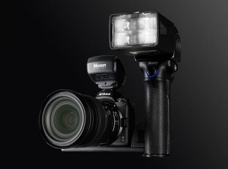 Похоже, что Nikon прекратит разработку и выпуск вспышек