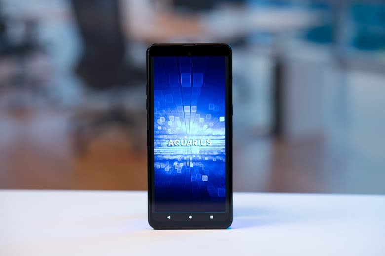 В России выпустили смартфон с отечественной операционной системой «Аврора» В России выпустили смартфон с отечественной операционной системой «Аврора»