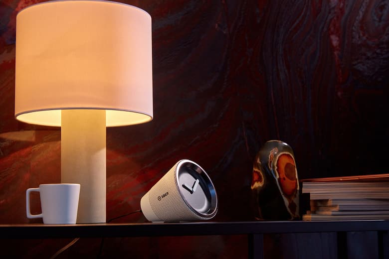 Представлена телеприставка SberBox Time с функциями умной колонки и часов