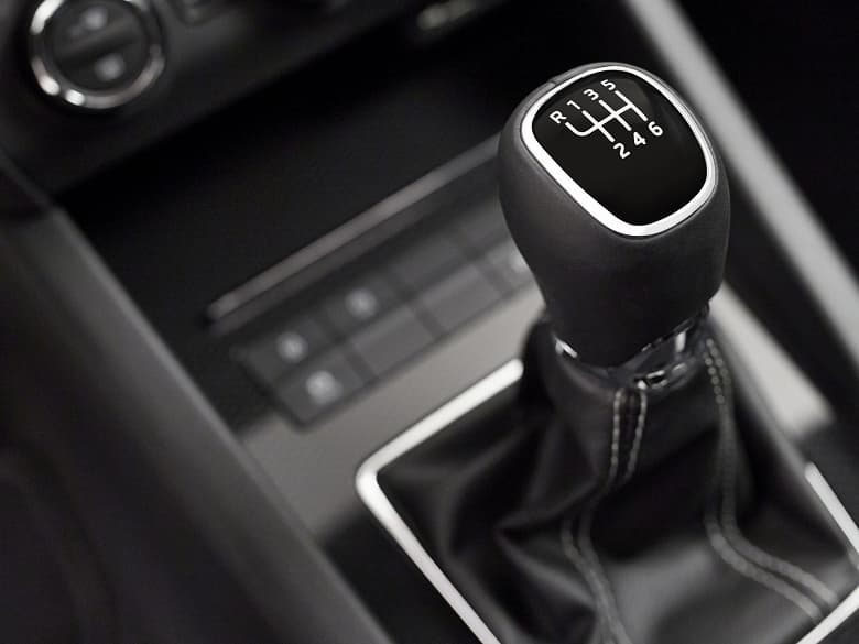 Не всем по душе «автомат»: в каких регионах России доминируют новые автомобили с механической коробкой переключения передач Не всем по душе «автомат»: в каких регионах России доминируют новые автомобили с механической коробкой переключения передач