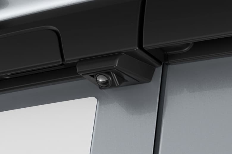 АвтоВАЗ добавил Lada Largus Van камеру заднего вида