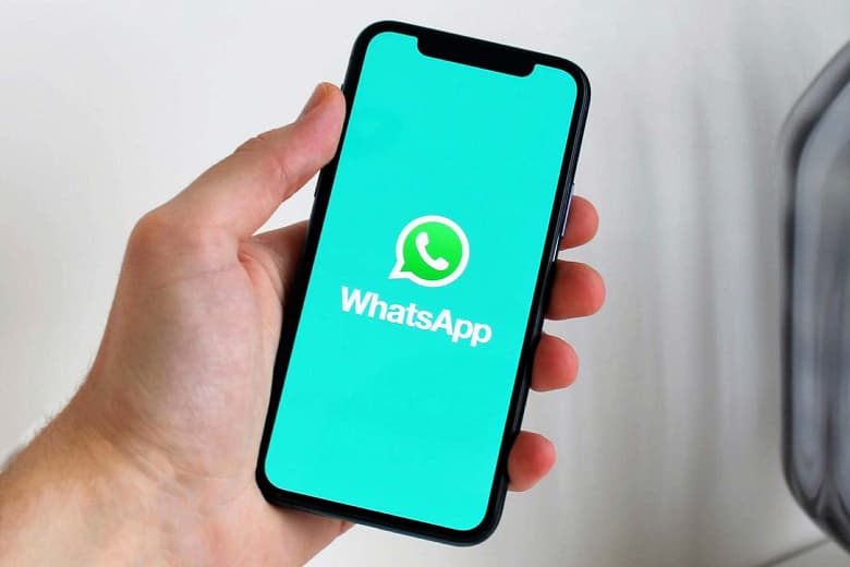 WhatsApp перестал работать на iPhone по всему миру