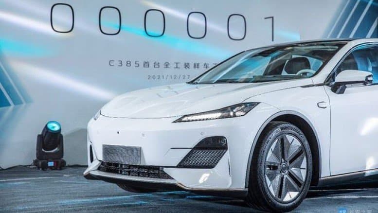 700 км без подзарядки, импульсный обогрев и умная система автоматической парковки. Первый электромобиль Changan C385 сошёл с конвейера