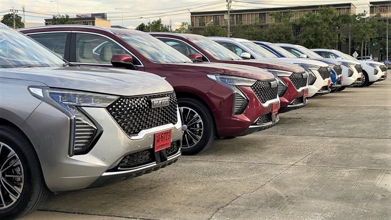 14 датчиков, 5 камер, система автоматической парковки и 20 помощников: гибридный Haval Jolion за 2 млн рублей уже поступил в продажу за пределами Китая