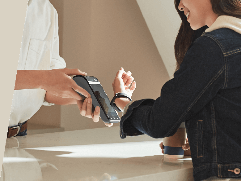 Внимание: платежи с помощью Xiaomi Mi Smart Band 4 NFC могут перестать работать с Нового года, что делать Внимание: платежи с помощью Xiaomi Mi Smart Band 4 NFC могут перестать работать с Нового года, что делать