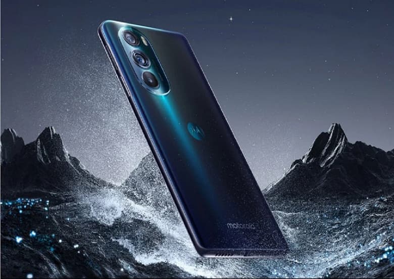 Первый смартфон на Snapdragon 8 Gen 1 смели с прилавков: приём предзаказов на Moto Edge X30 остановлен