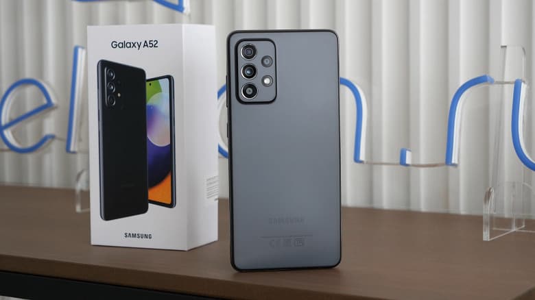 Водонепроницаемый бестселлер Samsung Galaxy A52 5G подешевел Водонепроницаемый бестселлер Samsung Galaxy A52 5G подешевел