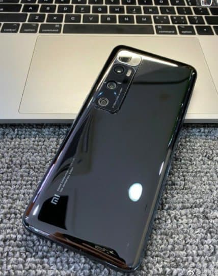 Улучшенный Xiaomi Mi 10 оказался похож на Mi 10 Ultra. Опубликована первая живая фотография новинки