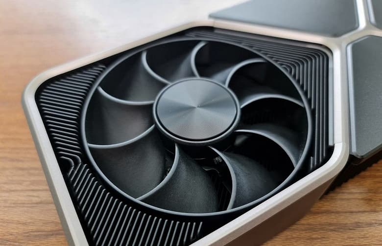 Новые топовые видеокарты Nvidia не опередят адаптеры Radeon RX 6000 по объёму памяти. Появились подробности о GeForce RTX 3080 Ti и RTX 3070 Ti