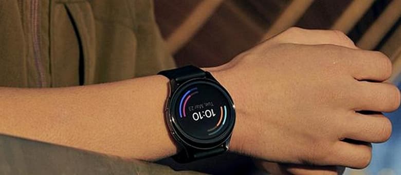 OnePlus Watch наконец показали вживую