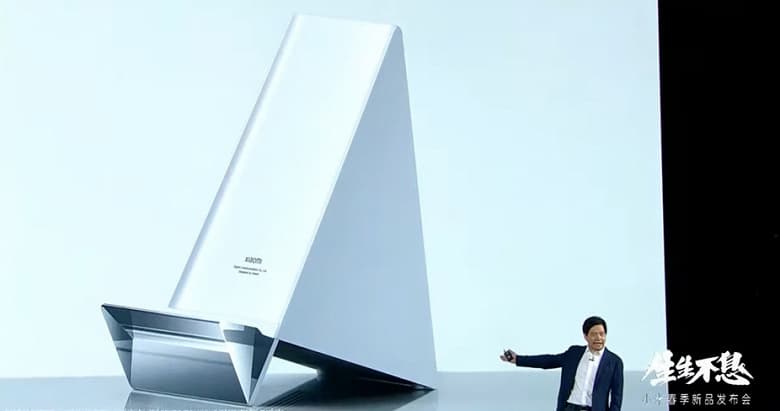 Snapdragon 888, 5000 мА·ч, 67 Вт + 67 Вт, IP68, 50 кратный зум и самый крупный датчик изображения в смартфоне. Представлен Xiaomi Mi 11 Pro