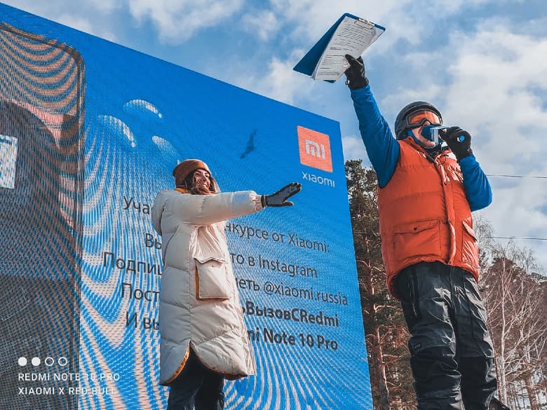 Xiaomi сделала первый фотоотчёт на новенький Redmi Note 10 Pro в России