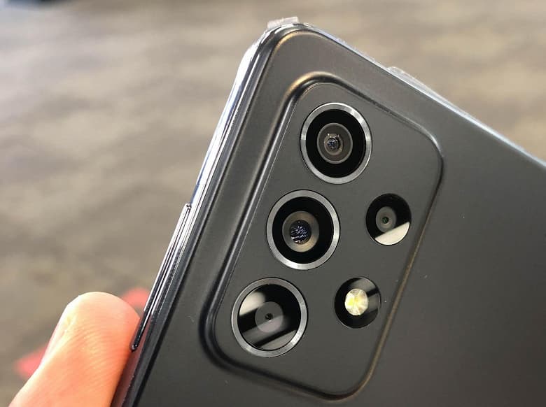 Водонепроницаемые Samsung Galaxy A52 и Galaxy A72 выходят 17 марта