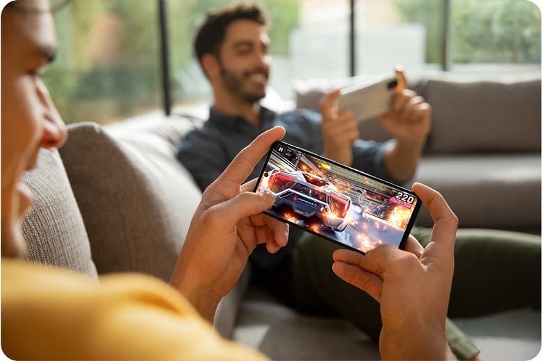 Один из самых популярных в России смартфонов 2020 года: Samsung Galaxy A71 4G получил большое обновление с Android 11