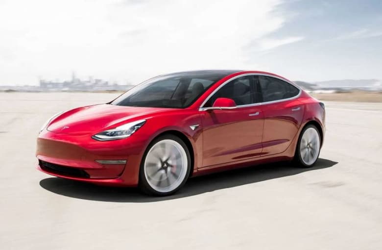 Продажи электромобилей Tesla превысили отметку в 1,5 миллиона штук