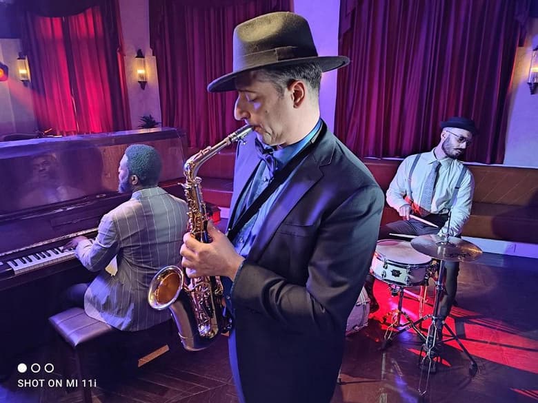 Xiaomi Mi 11i оказался отличным камерофоном. Подборка зрелищных фотографий