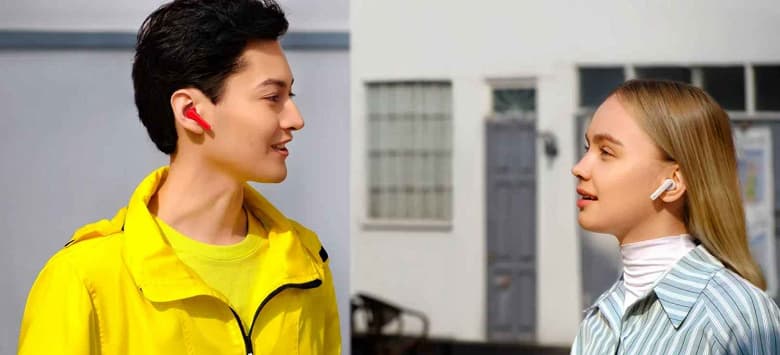 Самые доступные наушники Huawei с активным шумоподавлением поставили рекорд в России