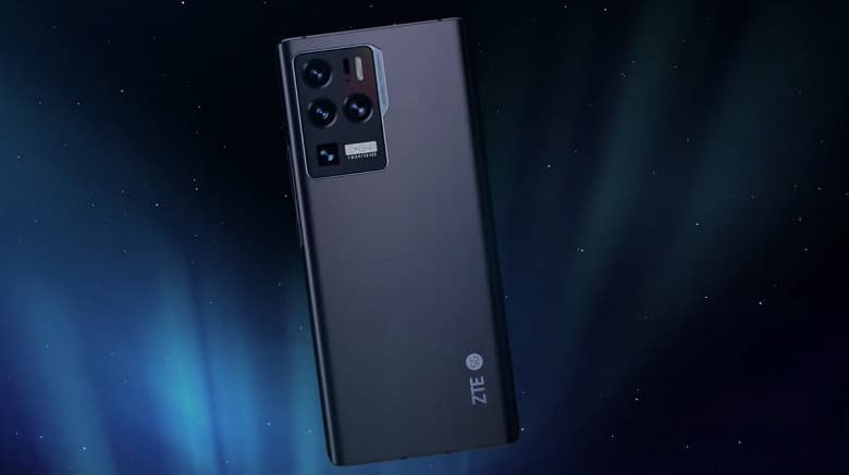 За «сильнейшую телефонную камеру 2021 года» попросят немало