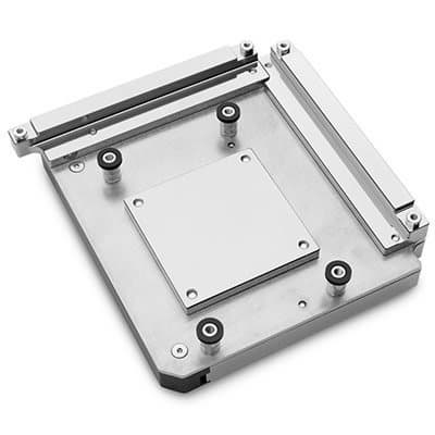 Водоблок EK-Quantum Momentum ROG Crosshair VIII Hero – Full Nickel стоит 200 евро