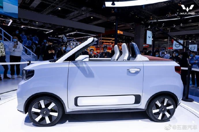 Китайский электрический кабриолет Wuling HongGuang Mini EV в следующем году поступит в продажу в Европе. Только цена будет 20 000 евро вместо 4300 долларов