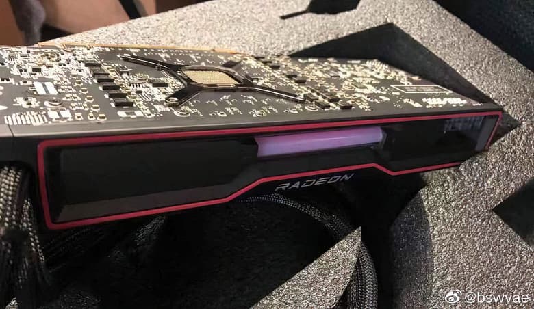 Фото дня: видеокарта AMD Radeon RX 6900 XTX с жидкостным охлаждением