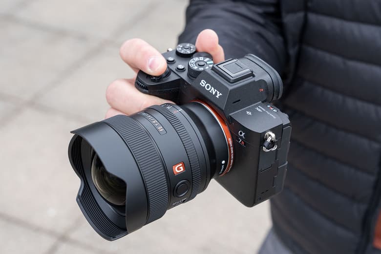 Представлен сверхширокоугольный объектив Sony FE 14mm F1.8 G Master