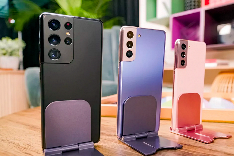 Новая победа Samsung. Флагманские Samsung Galaxy S21 вдвое превзошли предшественников по продажам