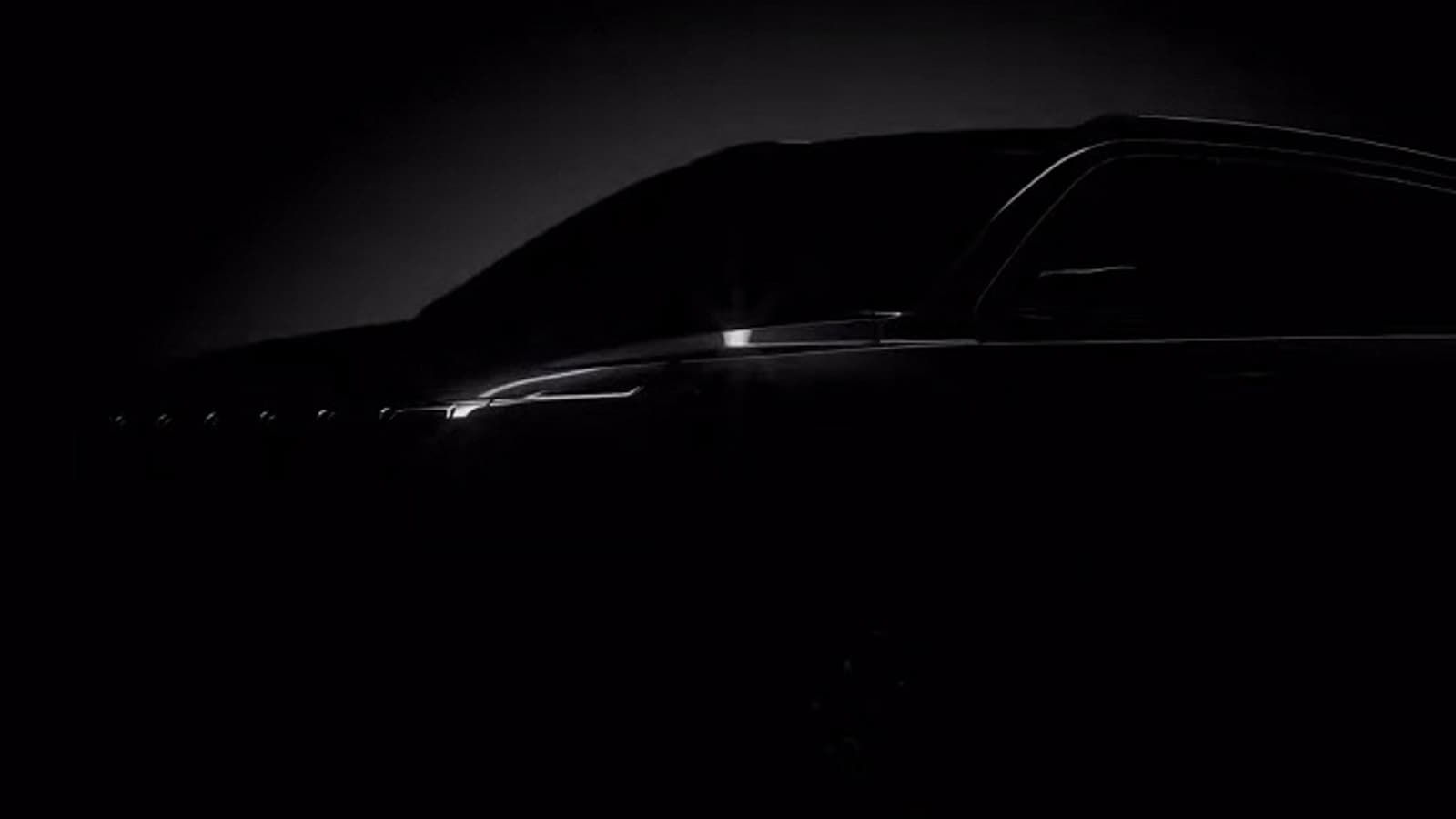 Представлен семиместный Jeep Commander