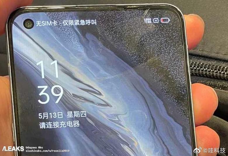 Первые живые фото Oppo Reno6