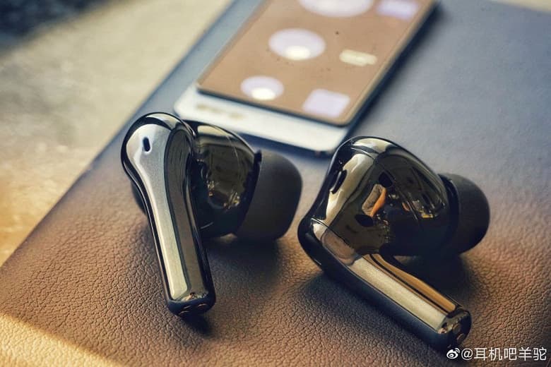 Активное шумоподавление, поддержка AptX и AAC за 125 долларов. Живые фото и новые подробности о беспроводных наушниках Vivo TWS 2