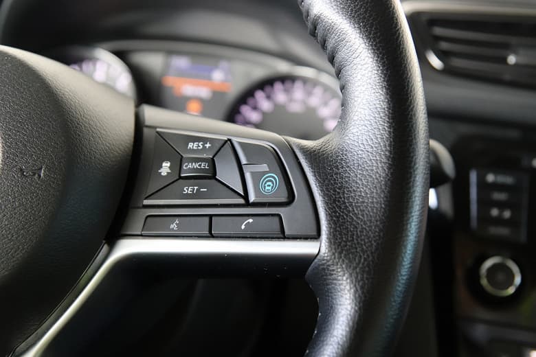 Nissan запустил в России автомобили с «автопилотом»