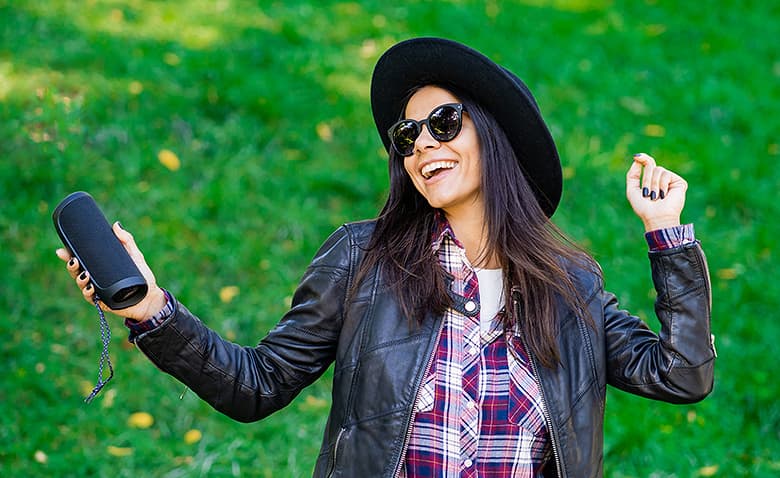 Лучшие портативные колонки в России 2020–начала 2021