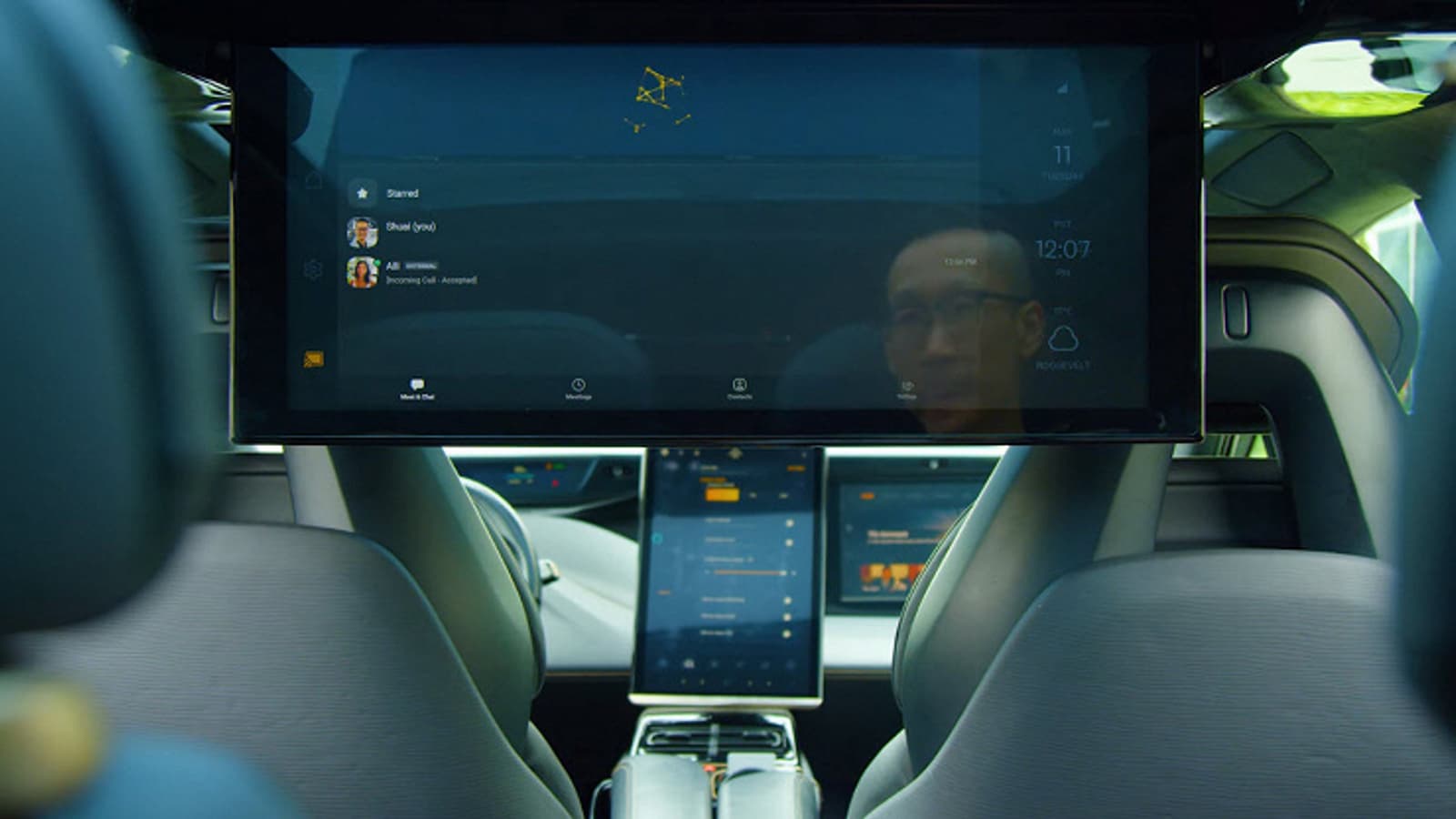 Электромобиль Faraday Future FF91 получил 27-дюймовый экран для задних пассажиров