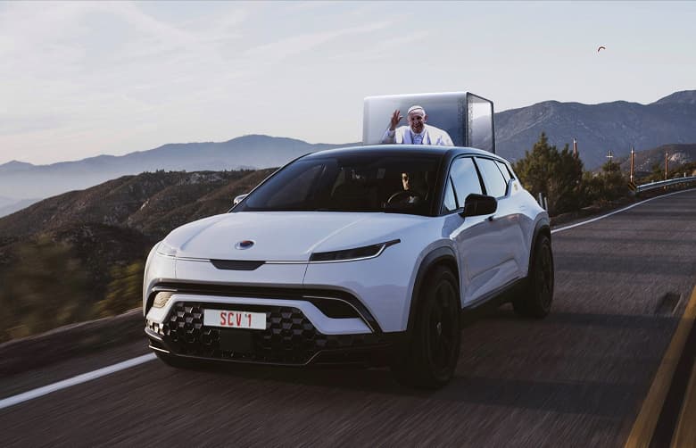 Fisker собирается сделать первый полностью электрический транспорт для папы римского