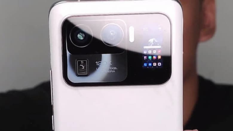 Дефицит микросхем и новая волна пандемии заставили Xiaomi, Oppo, Realme и Honor второй раз за месяц снизить прогноз по поставкам смартфонов