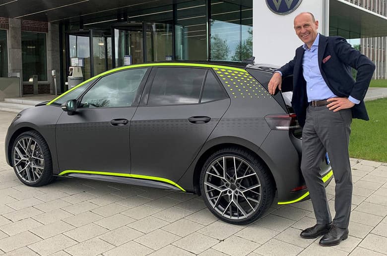 Представлен 329-сильный «горячий» электрохетчбэк Volkswagen ID X, который разгоняется до 100 км/ч за 5,3 сек